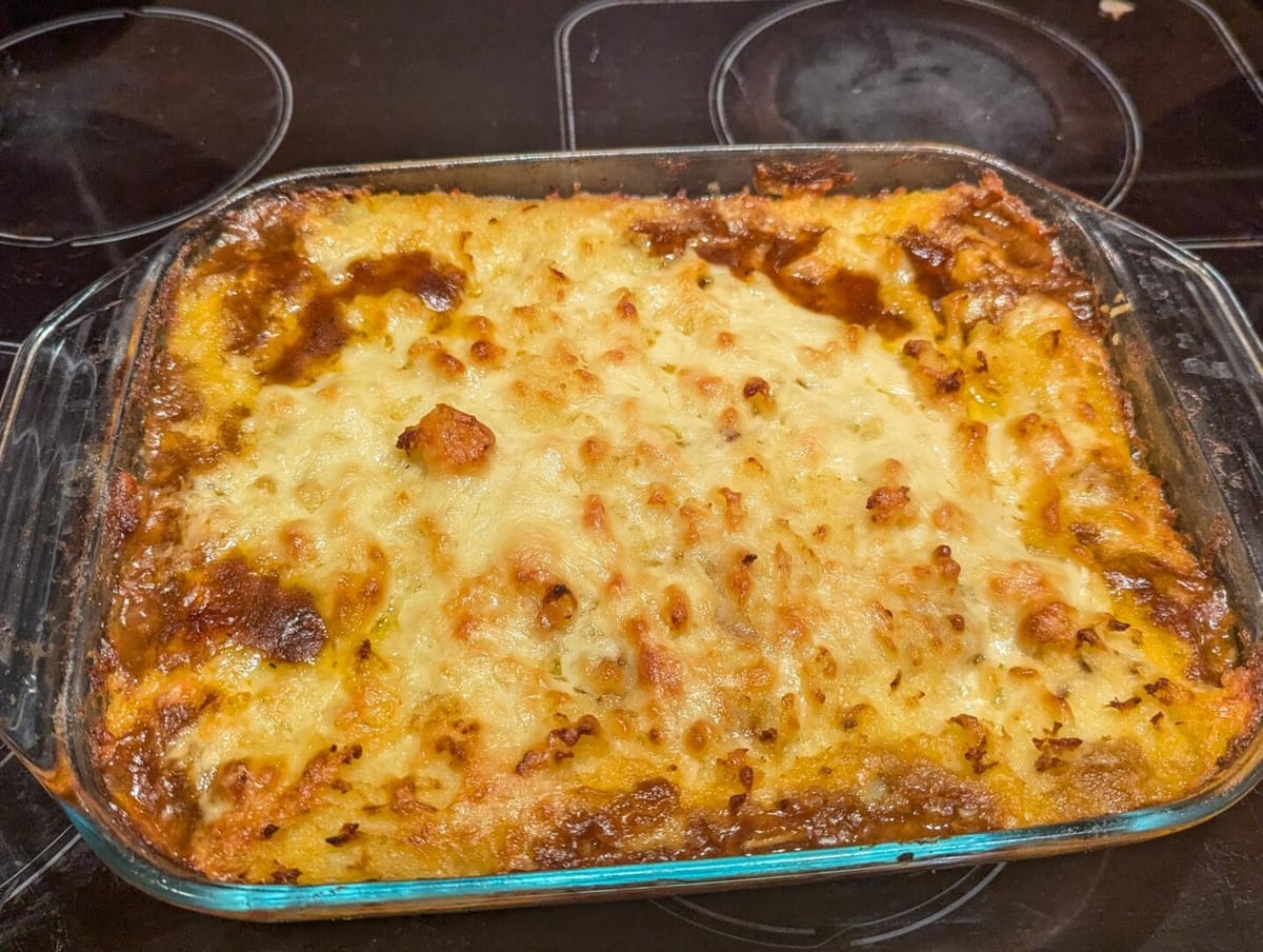 Shepherd's Pie with Cheesy Parsnip Mash - a healthier twist.